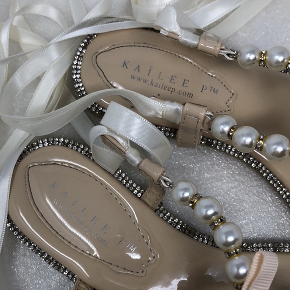 Kailee P Sandals Faux Pearl & Rhinestone Crystal Champagne Ankle Ribbon Size 33 - Picture 8 of 12